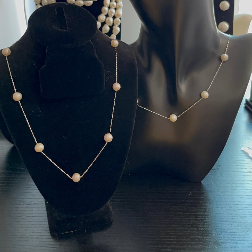 Station Necklace